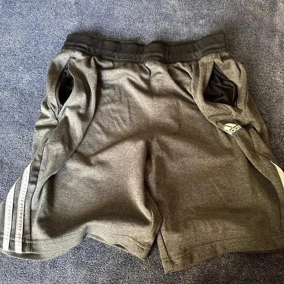 Adidas Axis Nov Knit Shorts size Large - Picture 7 of 7